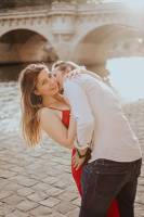 Mélanie FENGARI - MELANIE FENGARI